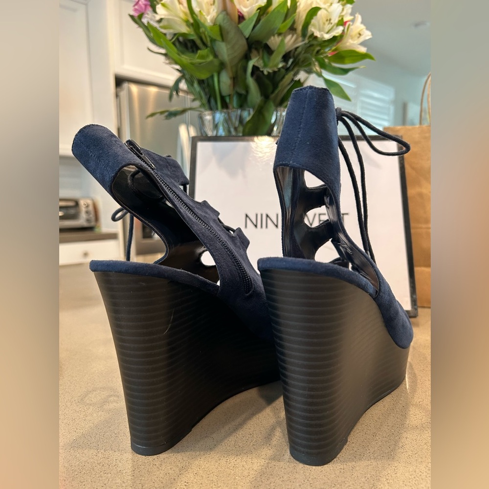 Nine West Women's Navy Wedge Sandals - Picture 4 of 5